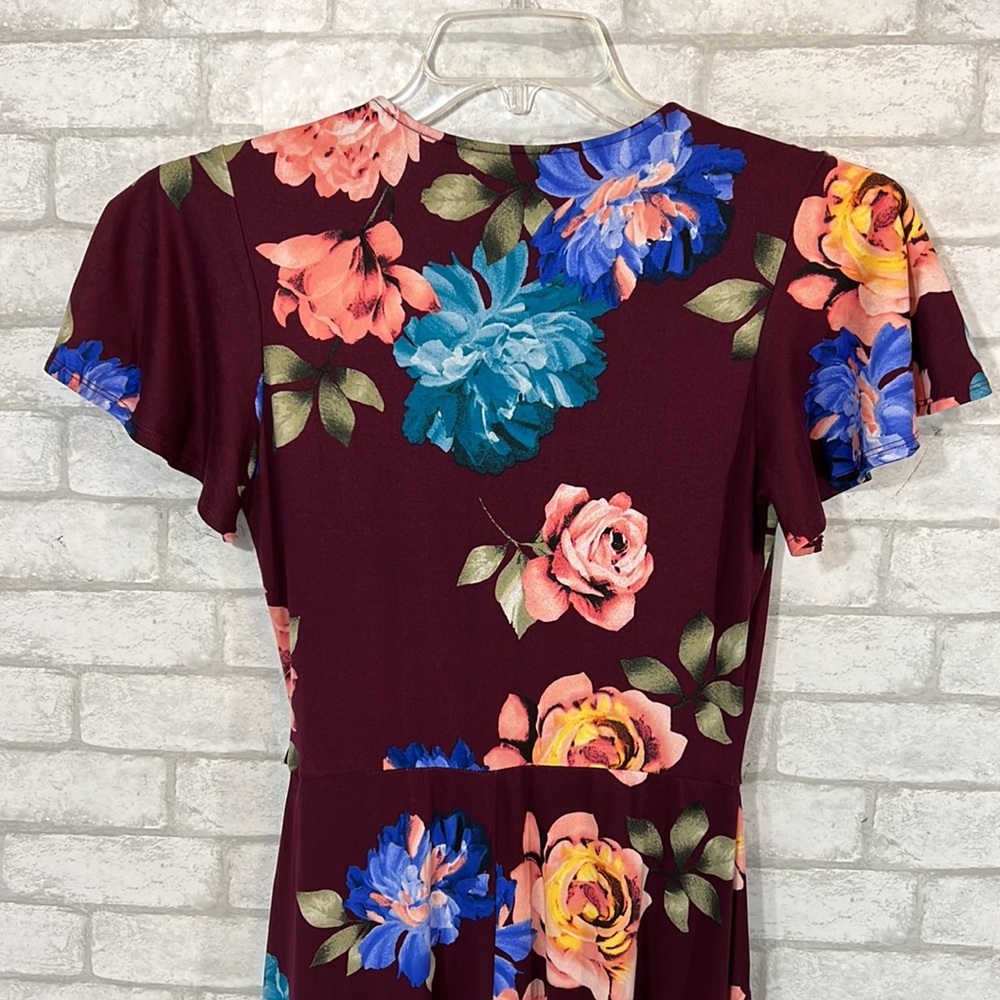 By & by floral burgundy dress size medium - Picture 9 of 11